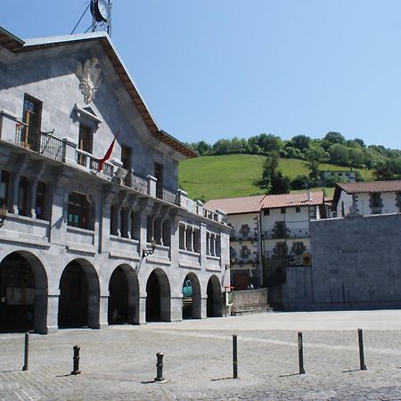 Hostal Musunzar Leitza  Esterno foto